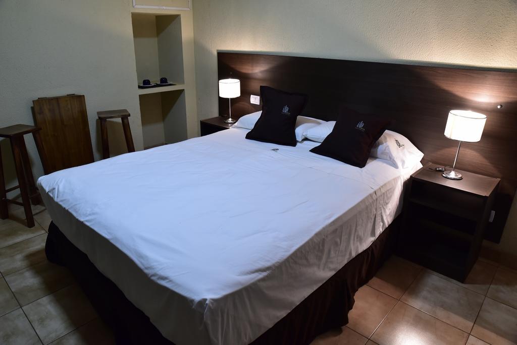 Iguazu Urban Hotel Express Puerto Iguazú Exteriör bild