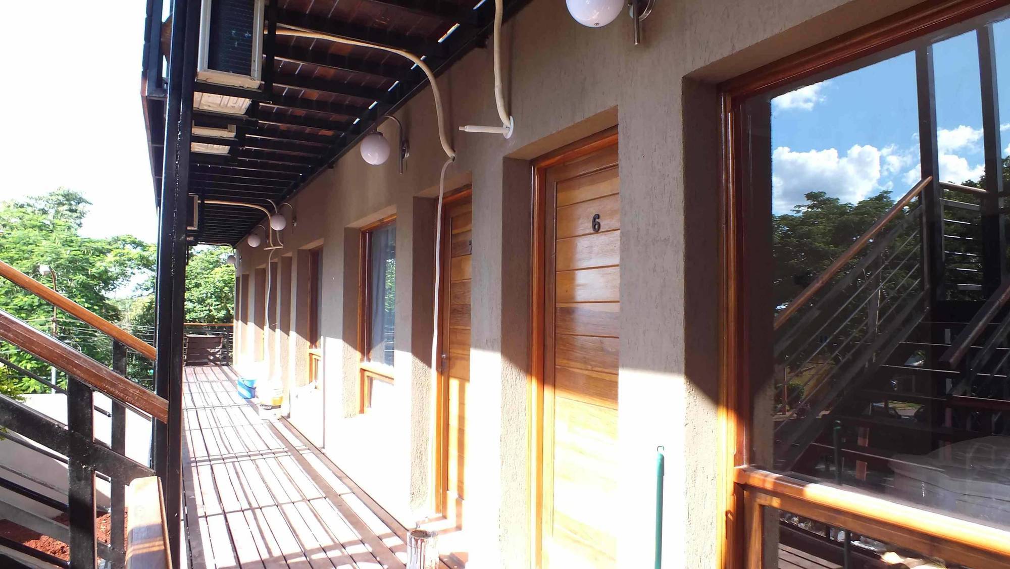 Iguazu Urban Hotel Express Puerto Iguazú Exteriör bild