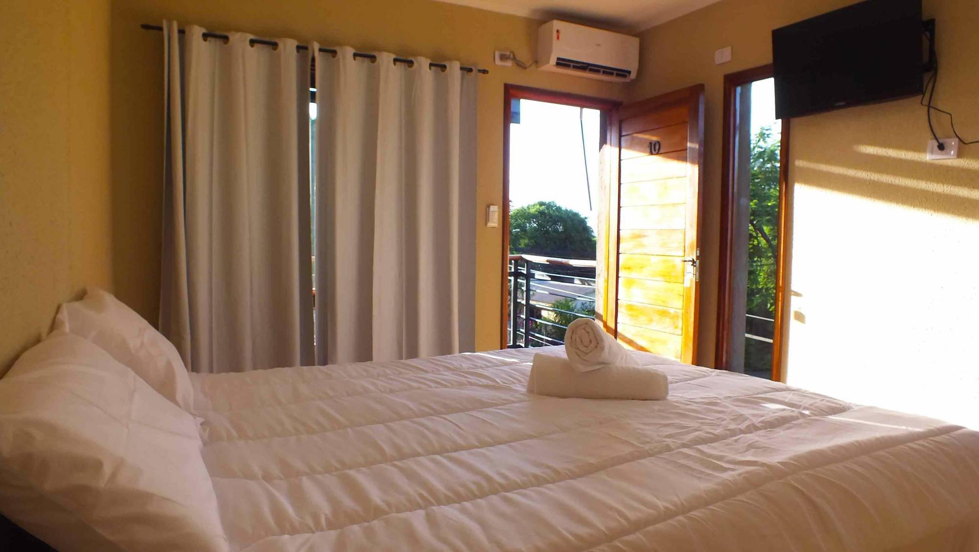 Iguazu Urban Hotel Express Puerto Iguazú Exteriör bild